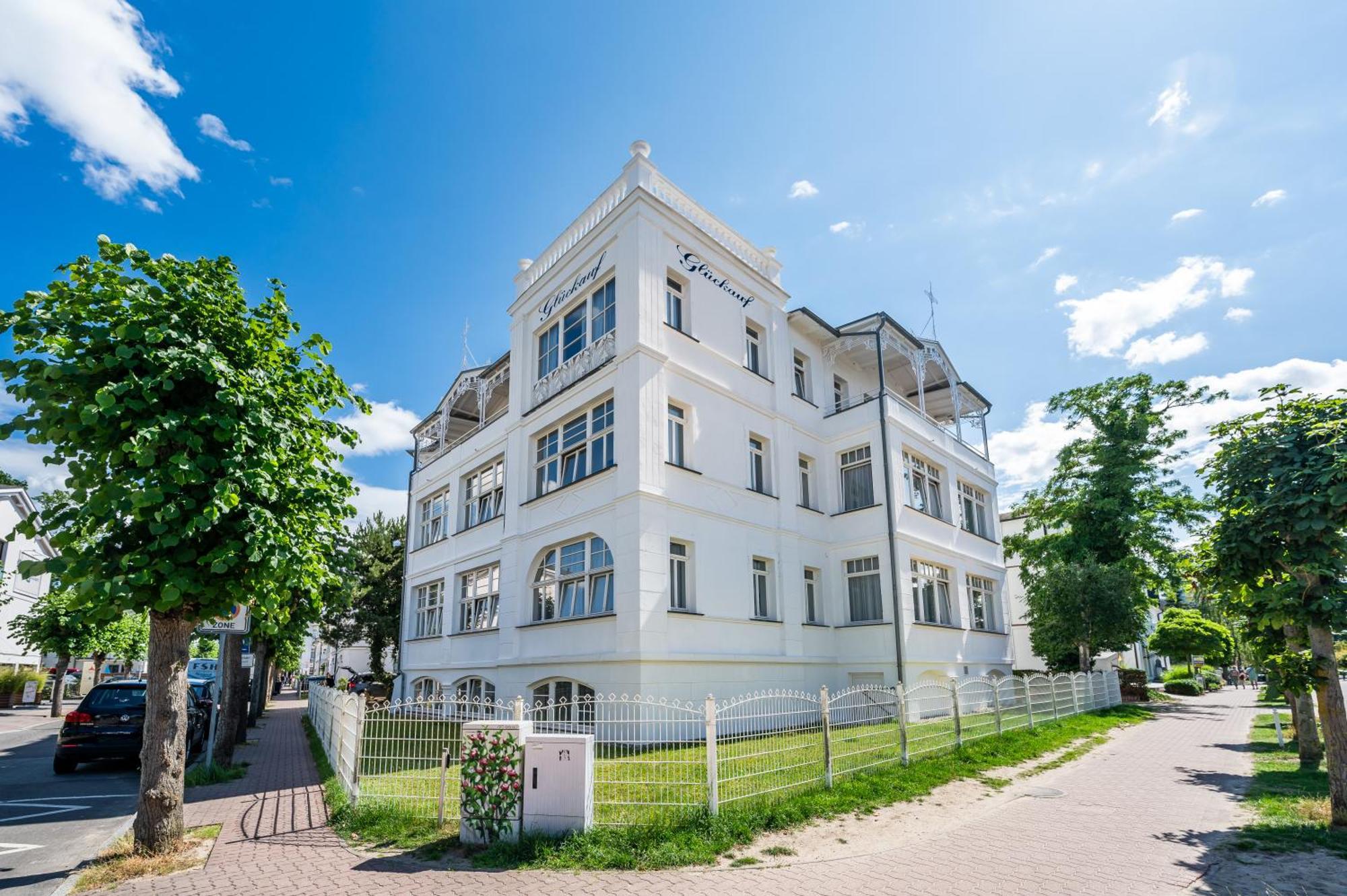 Strandvilla Glueckauf Остзебад Бинц Екстериор снимка